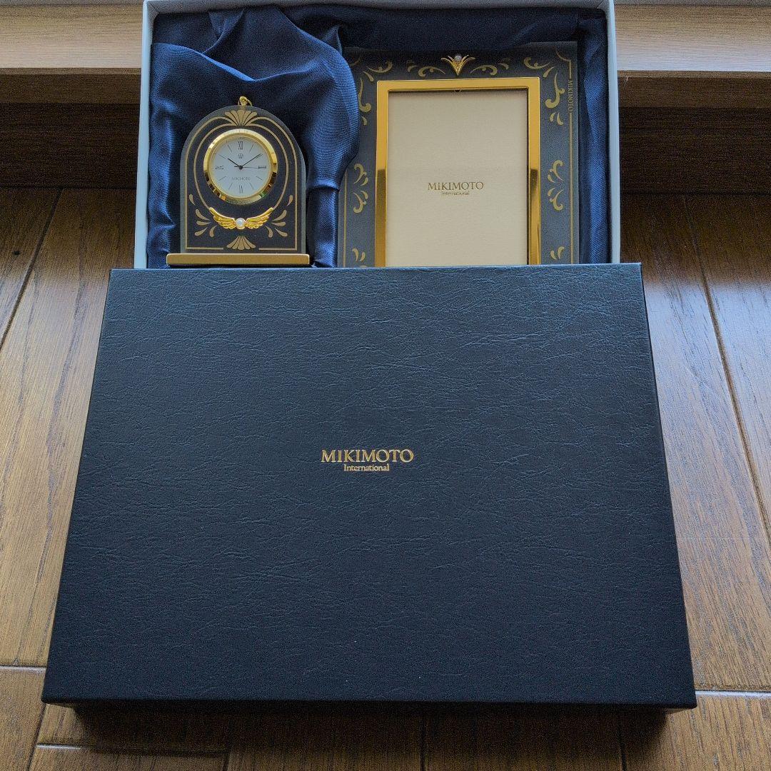 ミキモトの置き時計と写真立てのセット