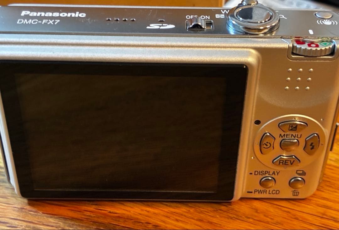 美品　動作確認済みPanasonic LUMIX ルミックス DMC-FX7