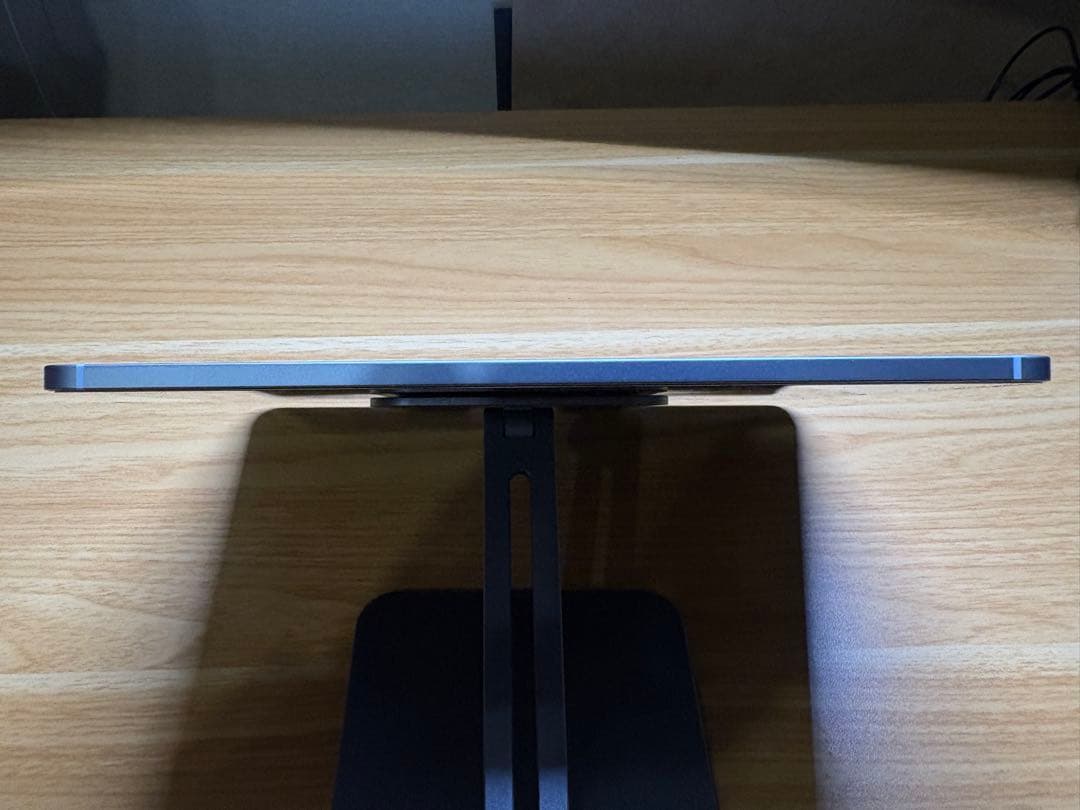 美品　iPadAir第4世代 64GB Cellular pitakaケース