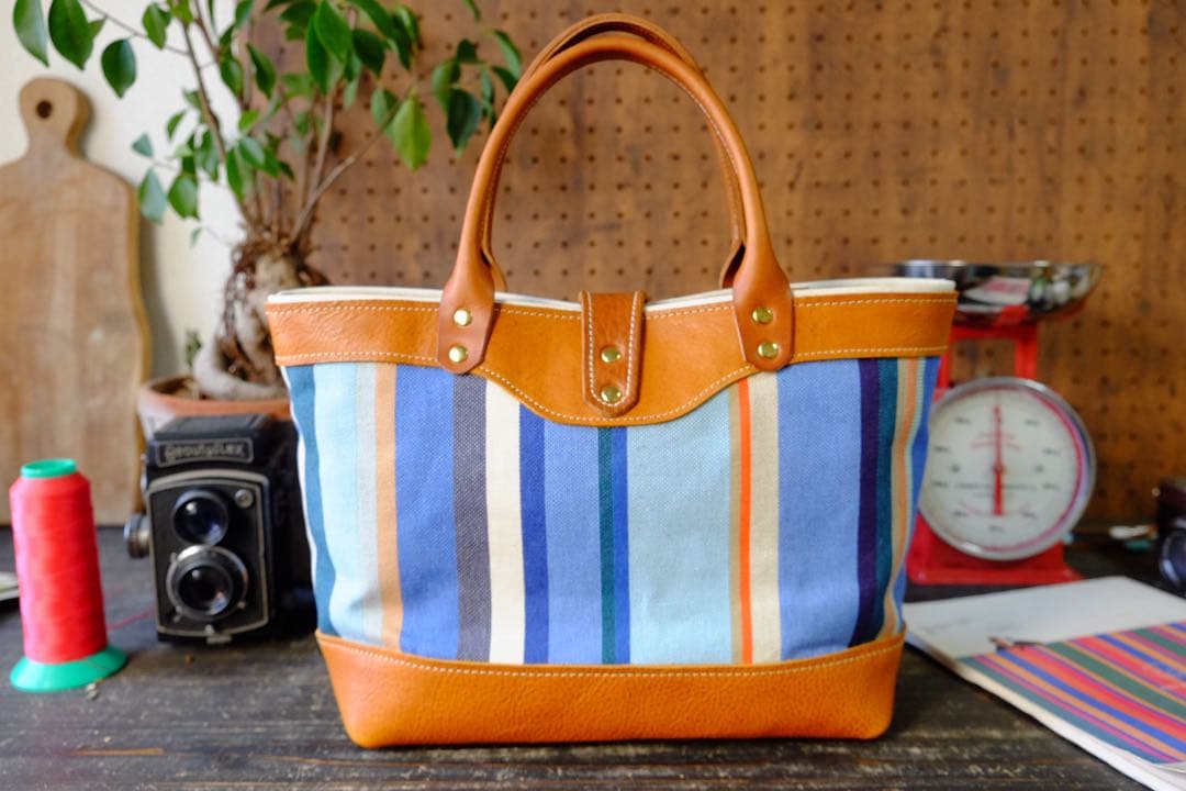 Les Toiles Du Soleil ブラウン牛革トートバッグ　ハンドメイド