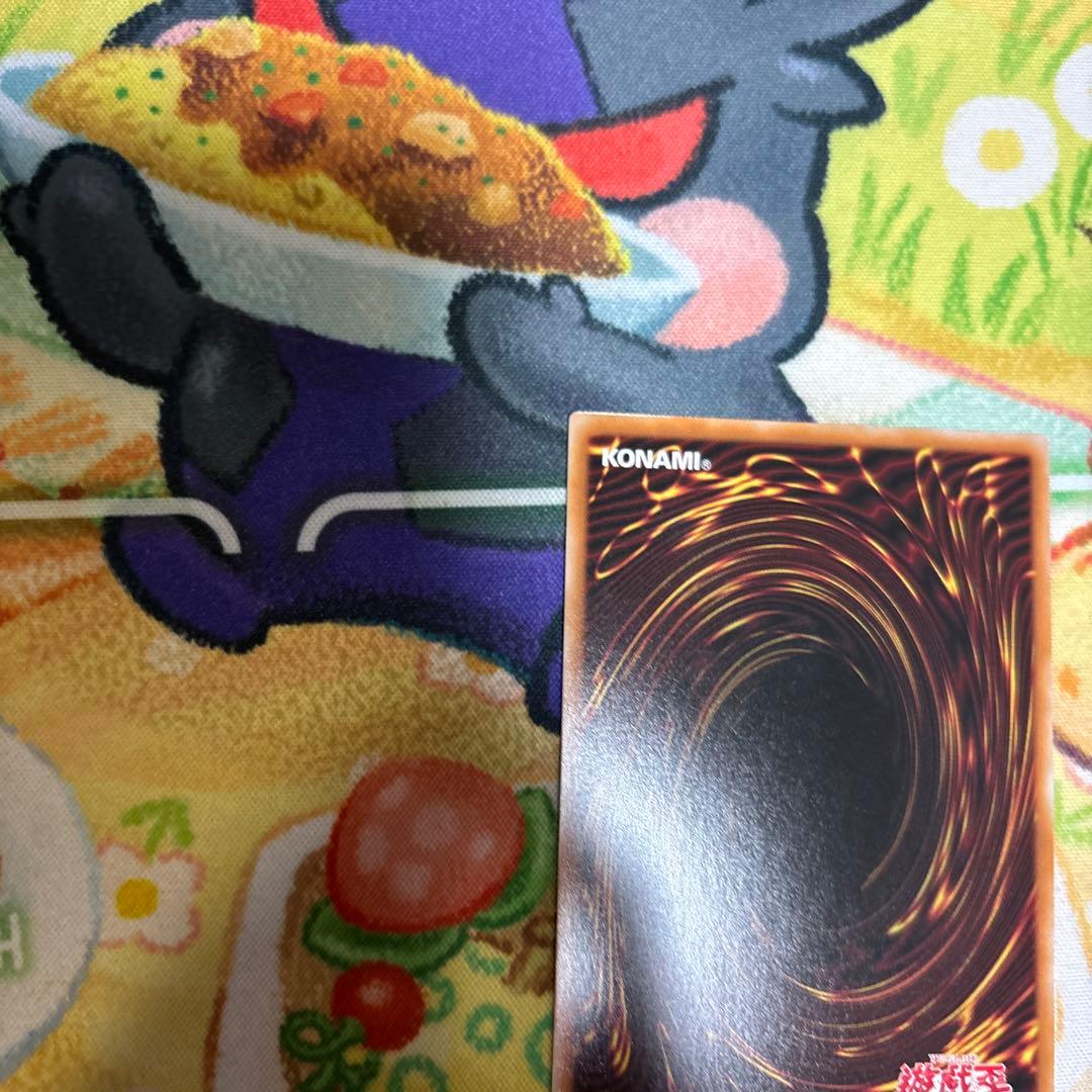 遊戯王 王のしもべ ブラックマジシャン　オバフレ プリズマ プリズマティック