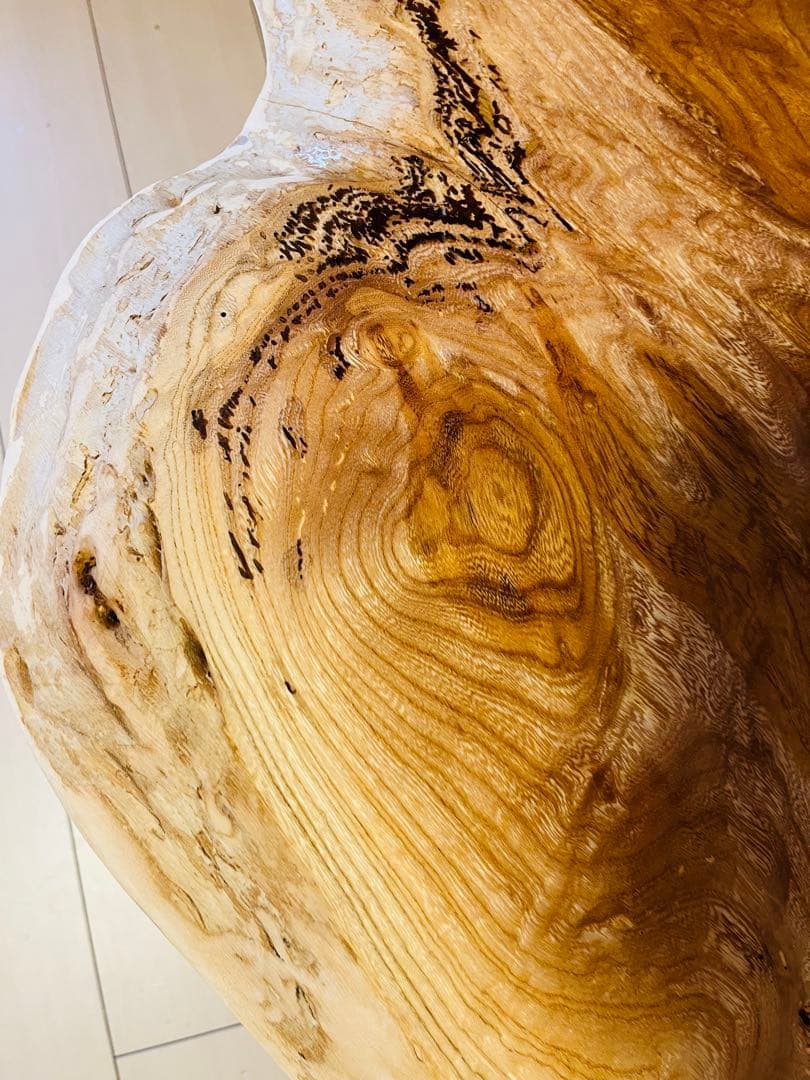 一枚板テーブル　けやき　ローテーブル アイアンテーブル　レジン