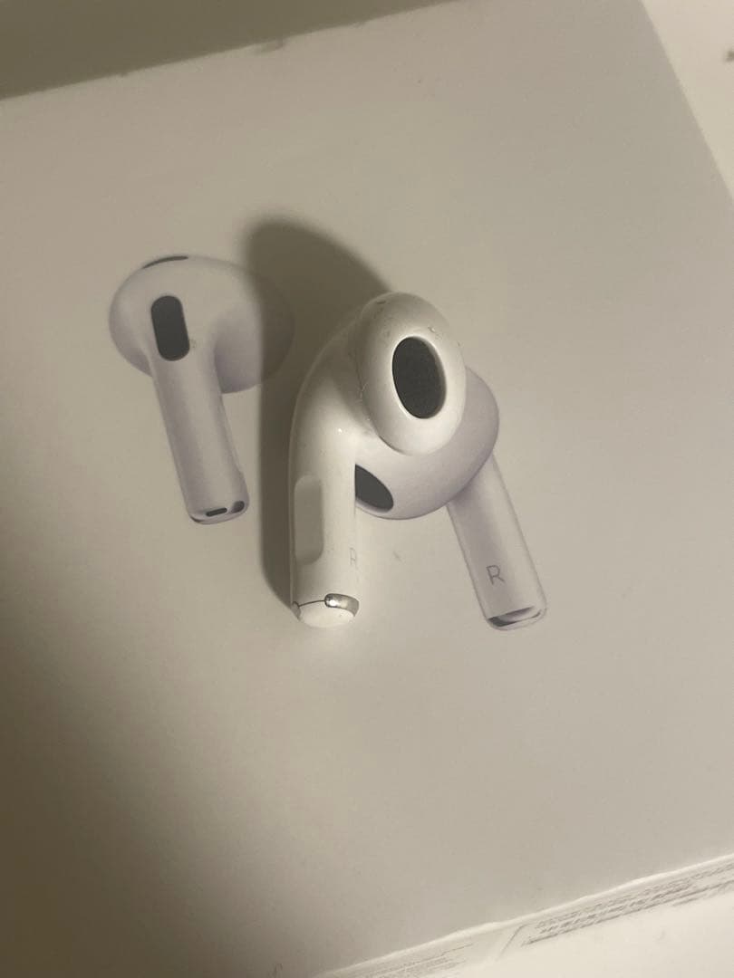 Apple AirPods 第３世代　不具合なし