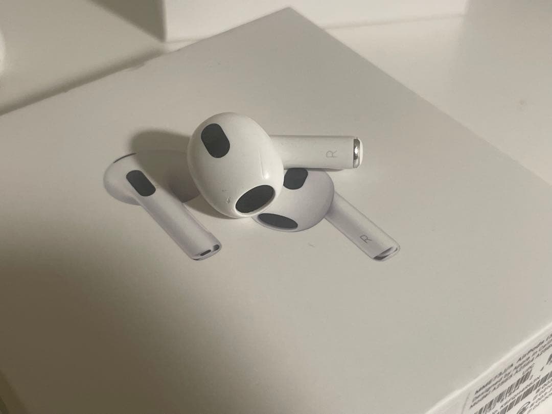 Apple AirPods 第３世代　不具合なし
