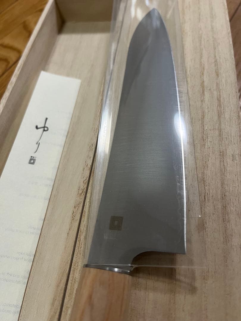 【志津刃物製作所】ゆり 三徳
