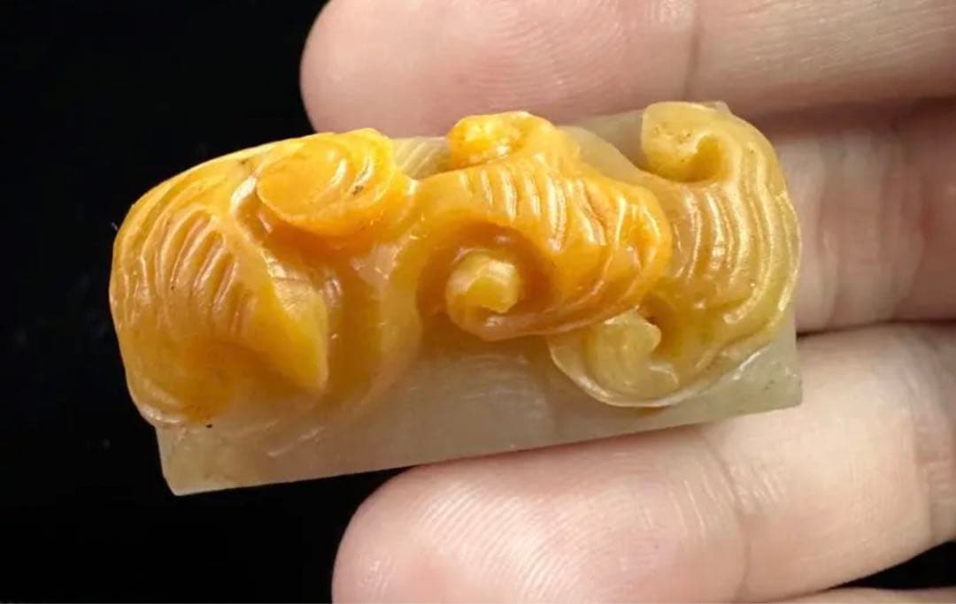 54  ラオス石　田黄　印材　書道　印鑑　落款　関防　引首　雅号　箱付き