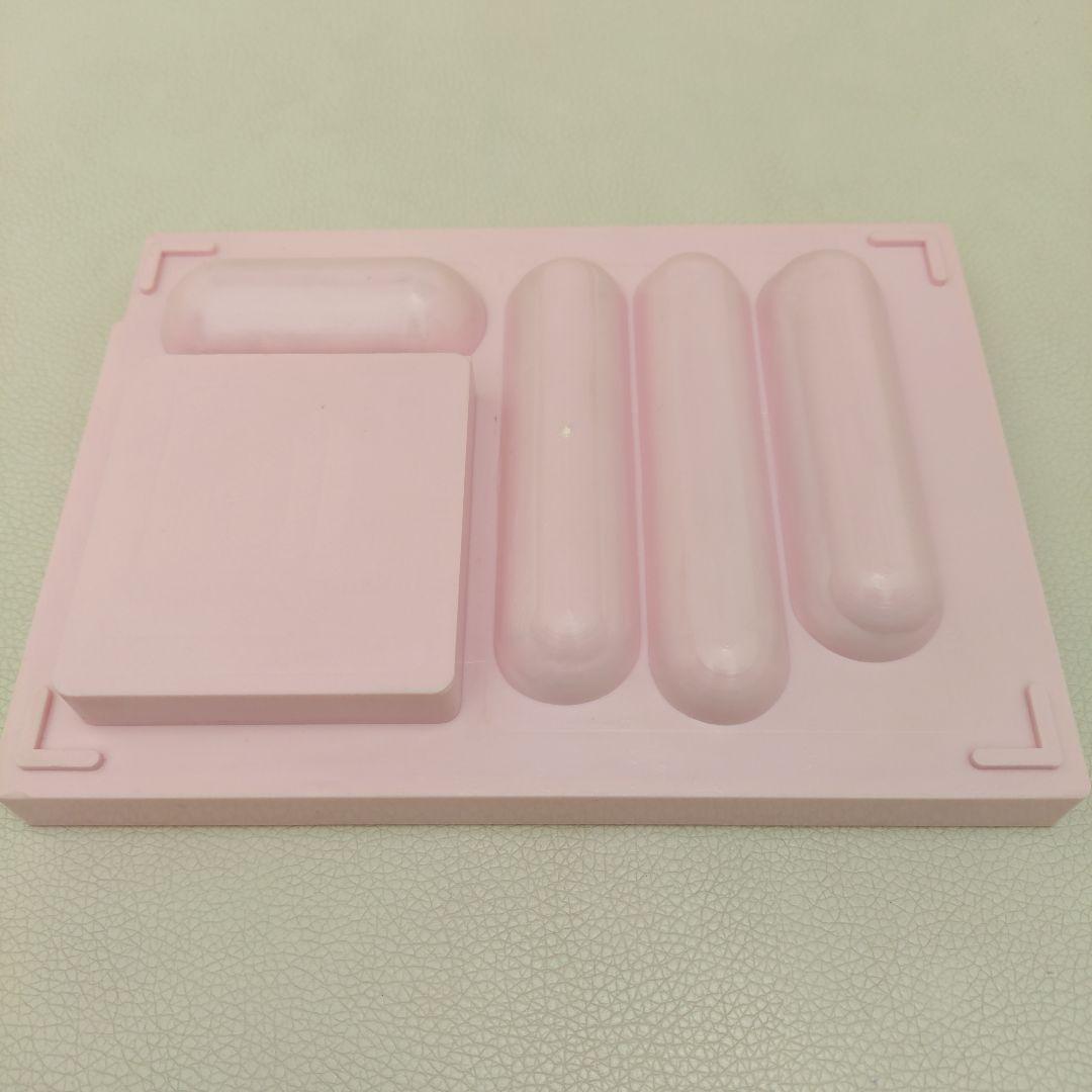 ハローキティ　レトロ手提げ金庫　ピンク