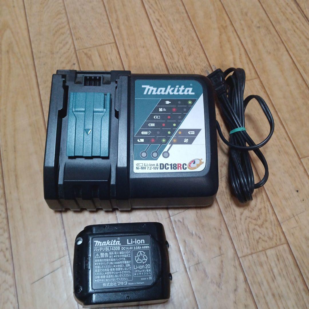 マキタ14.4V充電式クリーナCL141FD バッテリー、充電器、サイクロン付