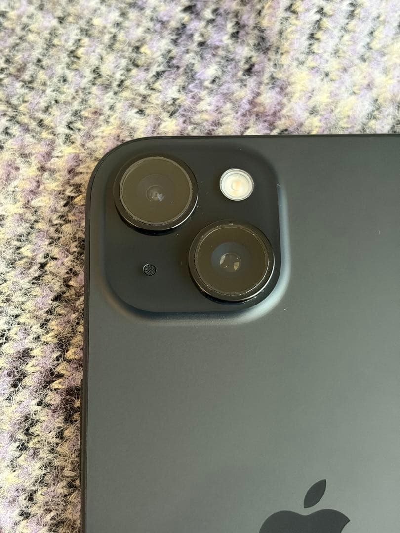 中古 Apple iPhone 15 256GBブラック本体