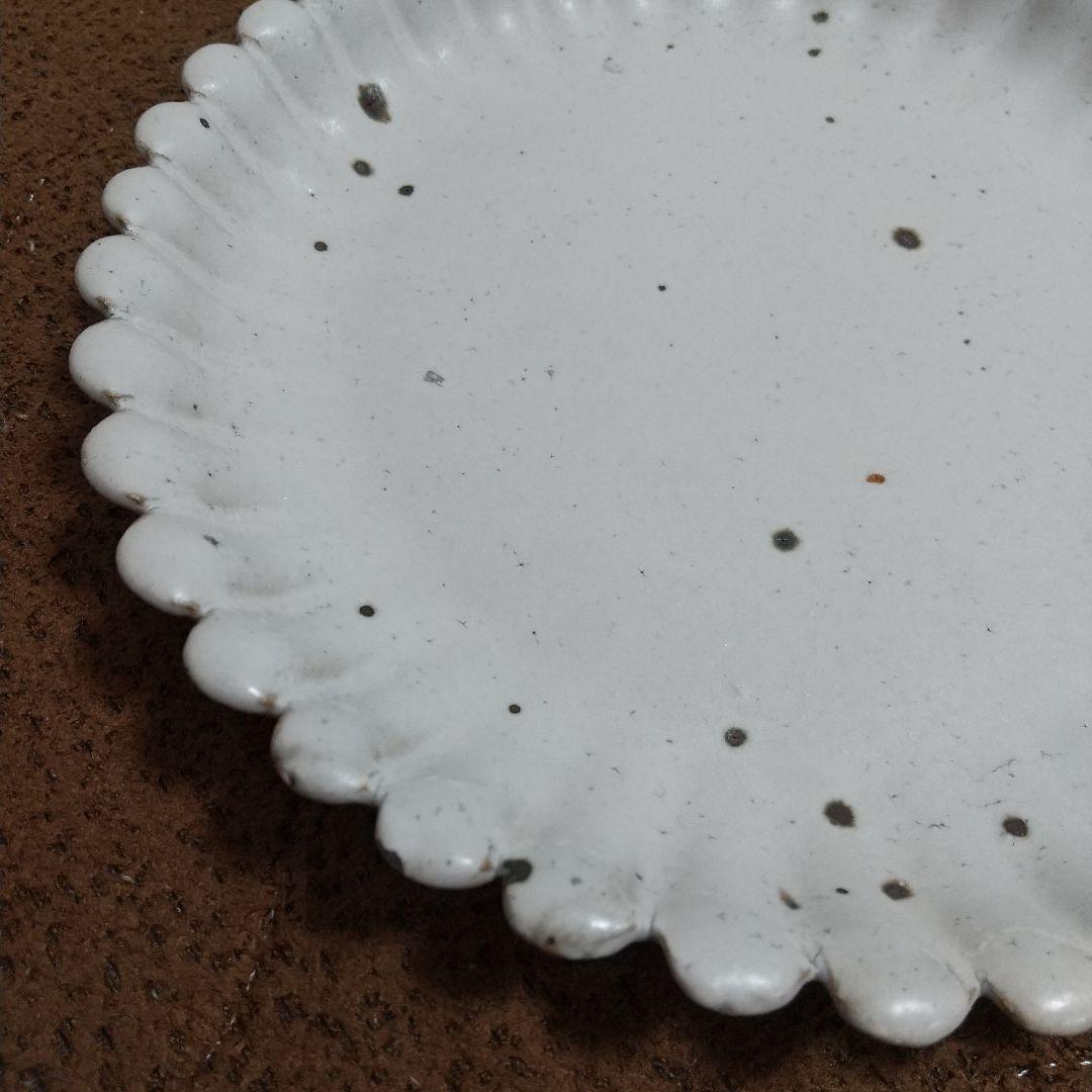 石川裕信 輪花7寸 粉引 大皿 20cm
