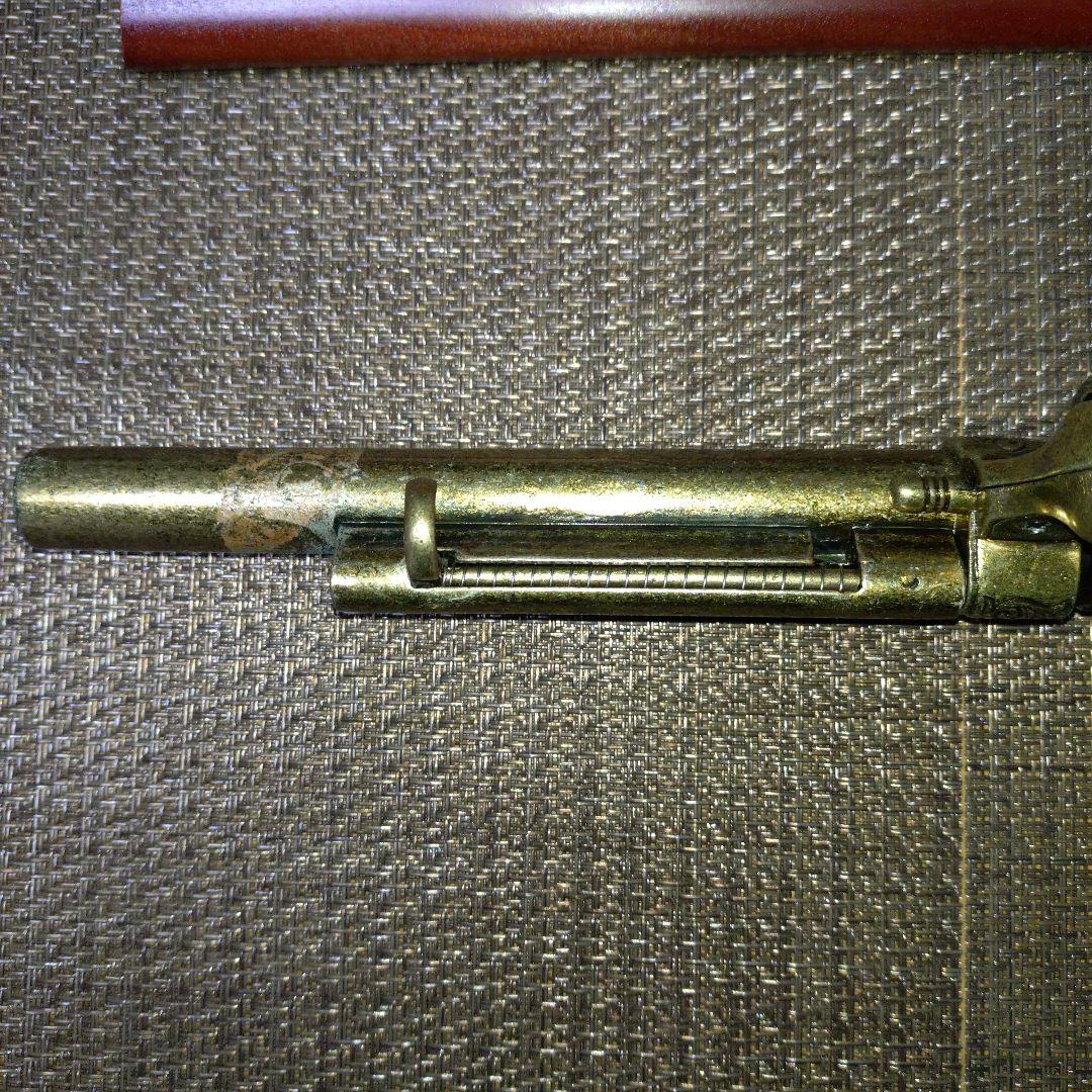 デニックス　リボルバー 木製ハンドル 約32cm　スタンド付き　インテリア