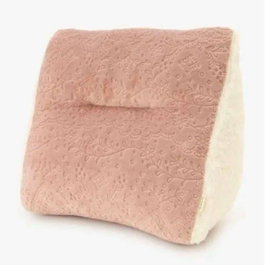 アフタヌーンティーリビング リラックスクッション　１個売り3,000円可