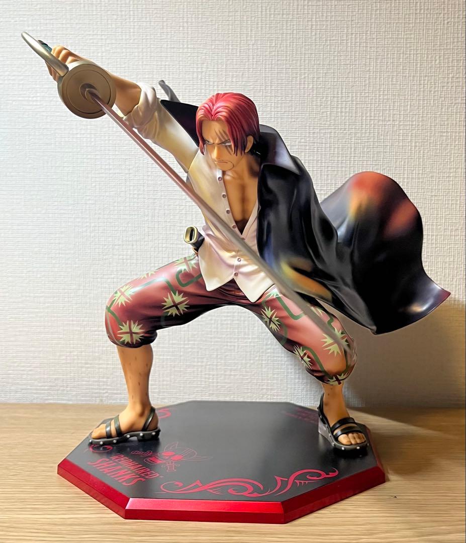 ワンピース　メガハウスPOP 赤髪のシャンクス　フィギュア