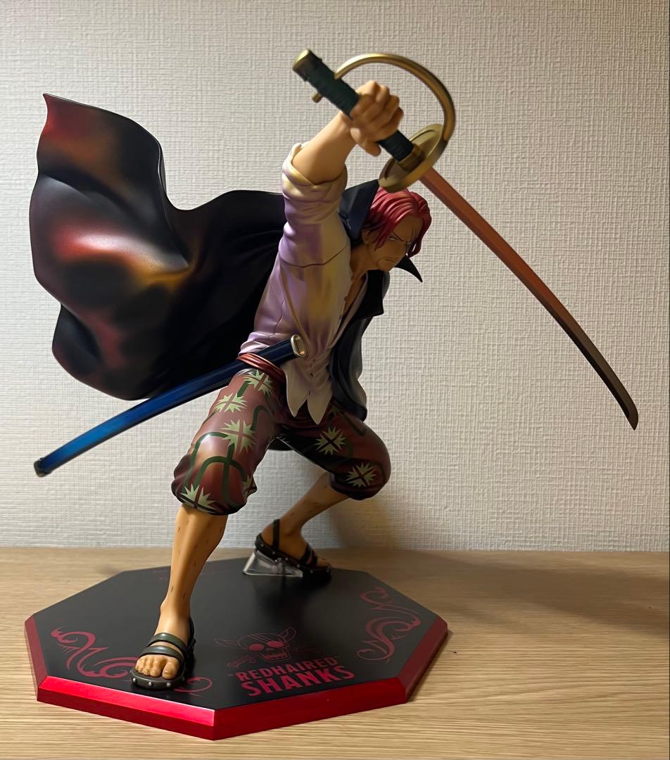 ワンピース　メガハウスPOP 赤髪のシャンクス　フィギュア