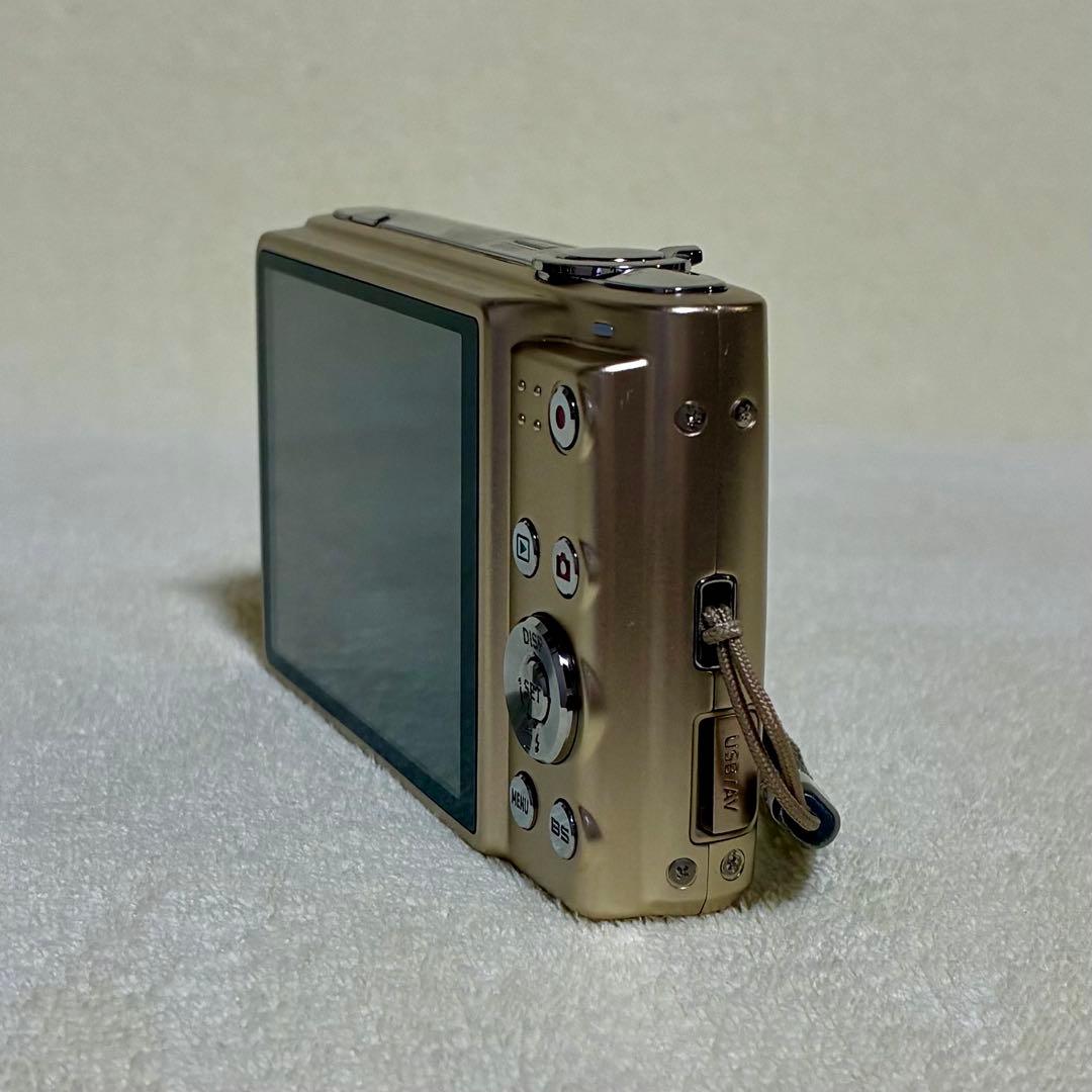 CASIO EXILIM EX-Z400 コンパクトデジタルカメラ。