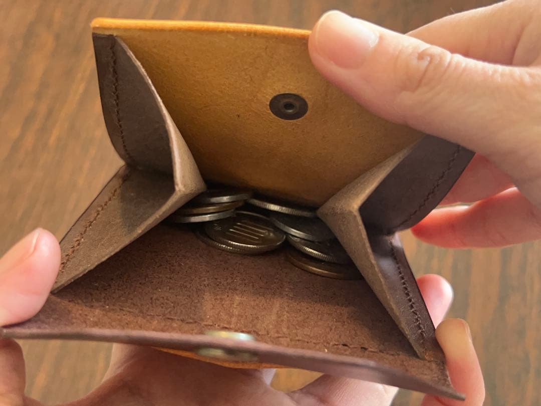 本革 スリム コンパクト 薄型 財布 ハンドメイド レザー 手縫い 二つ折り