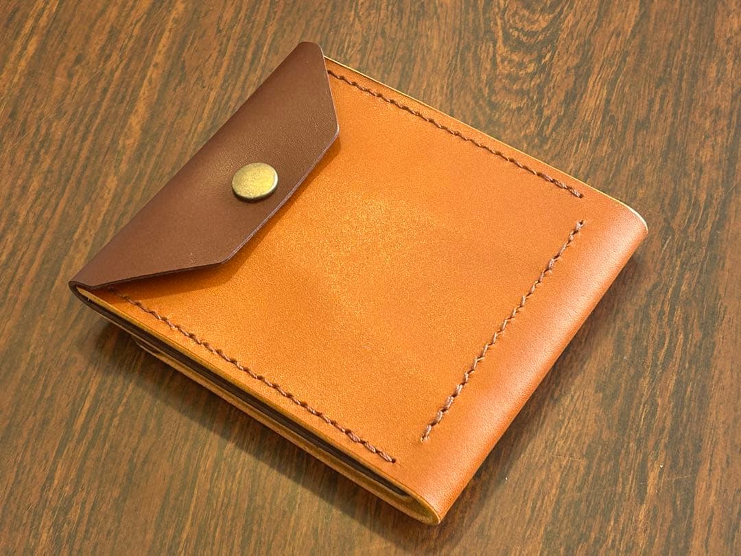 本革 スリム コンパクト 薄型 財布 ハンドメイド レザー 手縫い 二つ折り