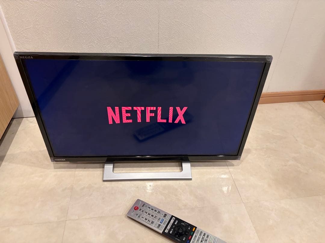 REGZA　24V型ハイビジョン液晶テレビ　リモコン付き2022年袋