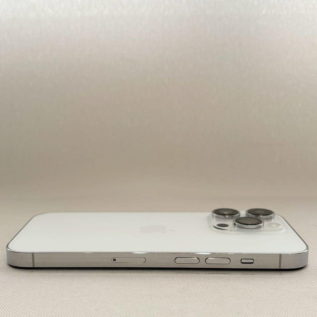『美品』iPhone 14 PRO 128GB シルバー　新品バッテリー　本体