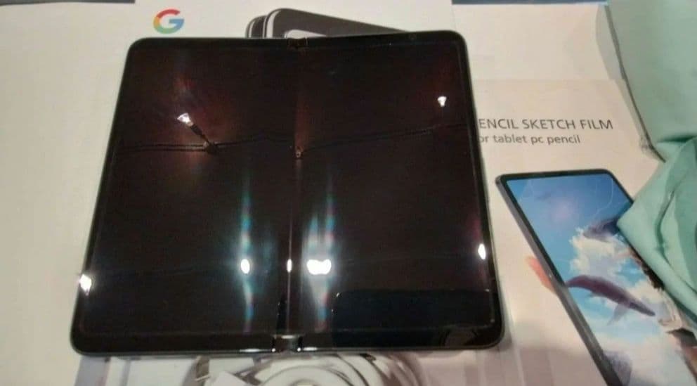 Google Pixel Fold ブラック 本体