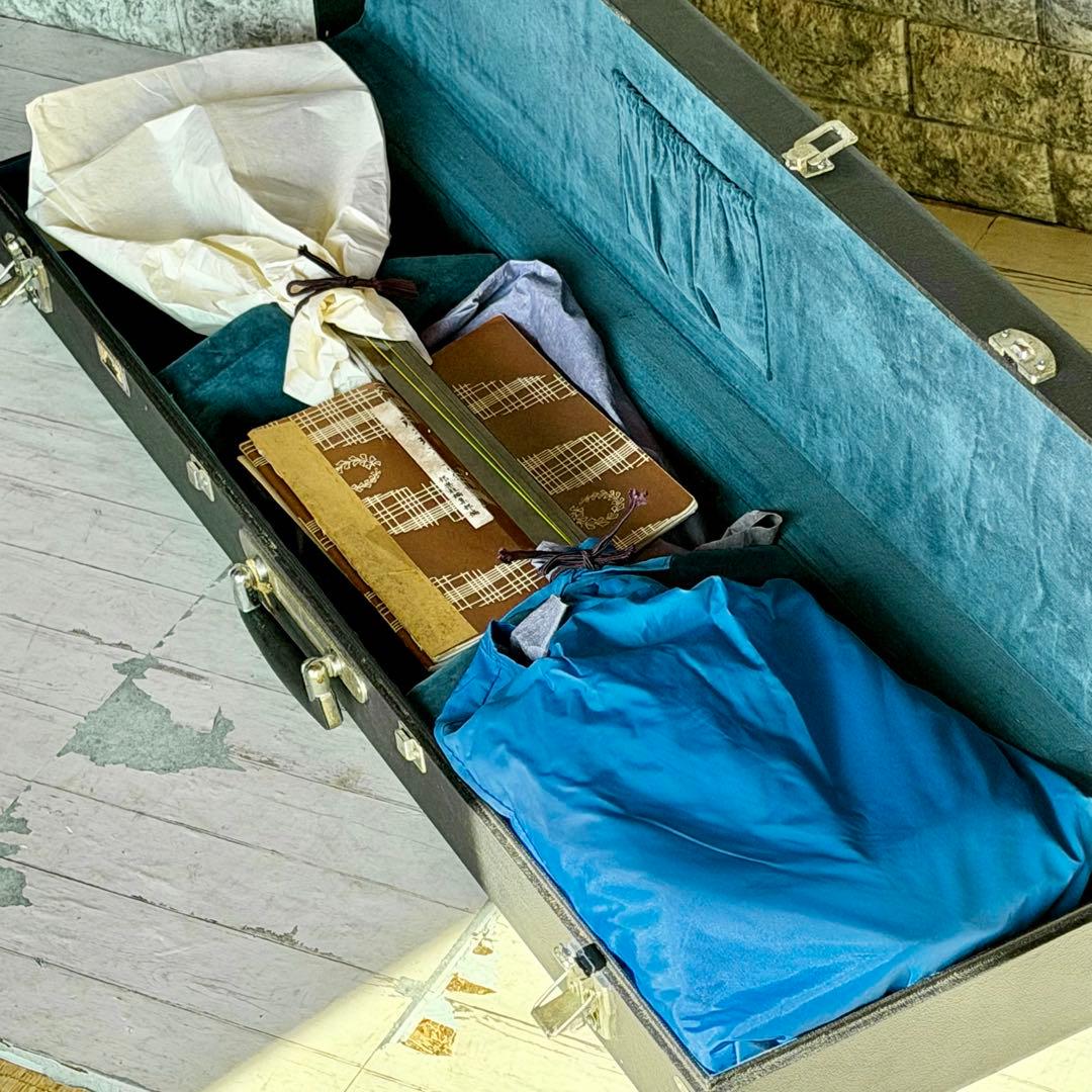 中棹三本継三味線 紅木or紫檀・丸打胴・東さわり・木製撥付き