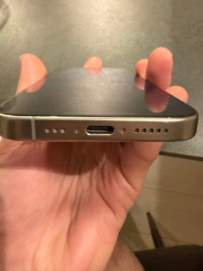 スマートフォン本体 iPhone15 pro