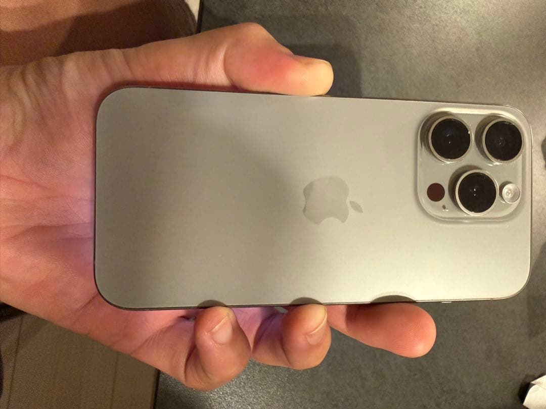 スマートフォン本体 iPhone15 pro