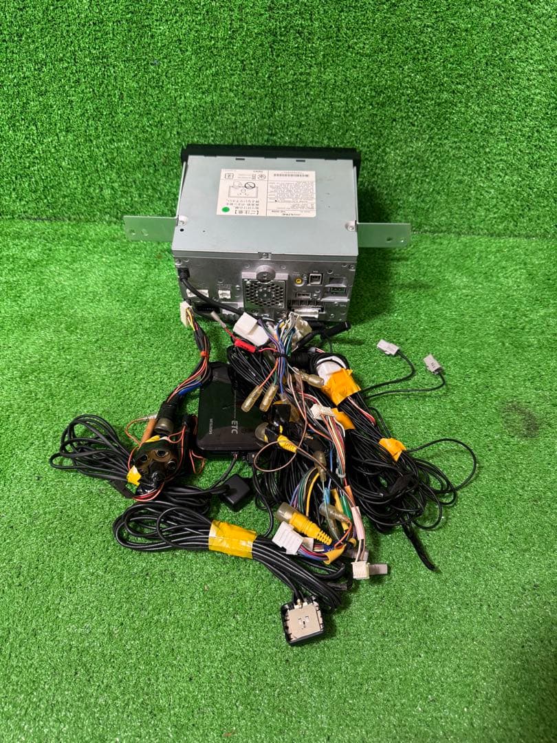 ALPINE VIE-X008 8インチナビ