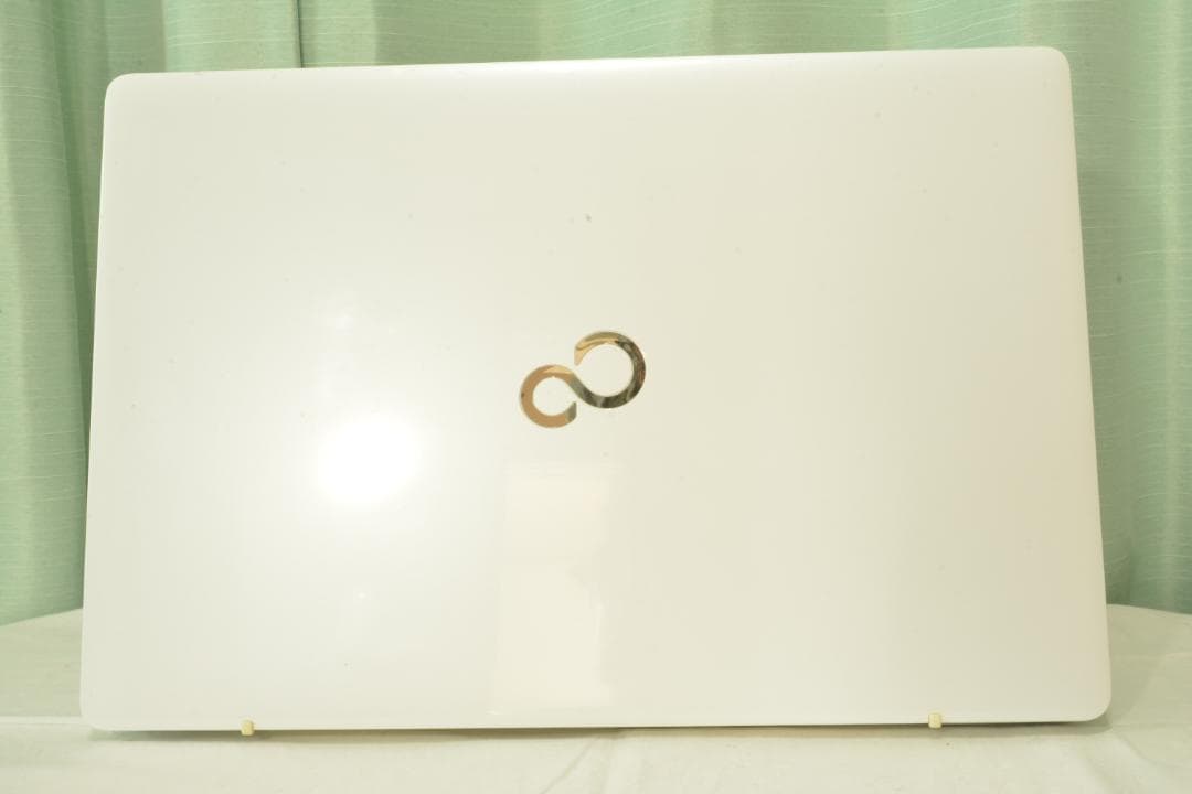 富士通 LIFEBOOK AH50/C3 7世代CORE I7　SSD128GB