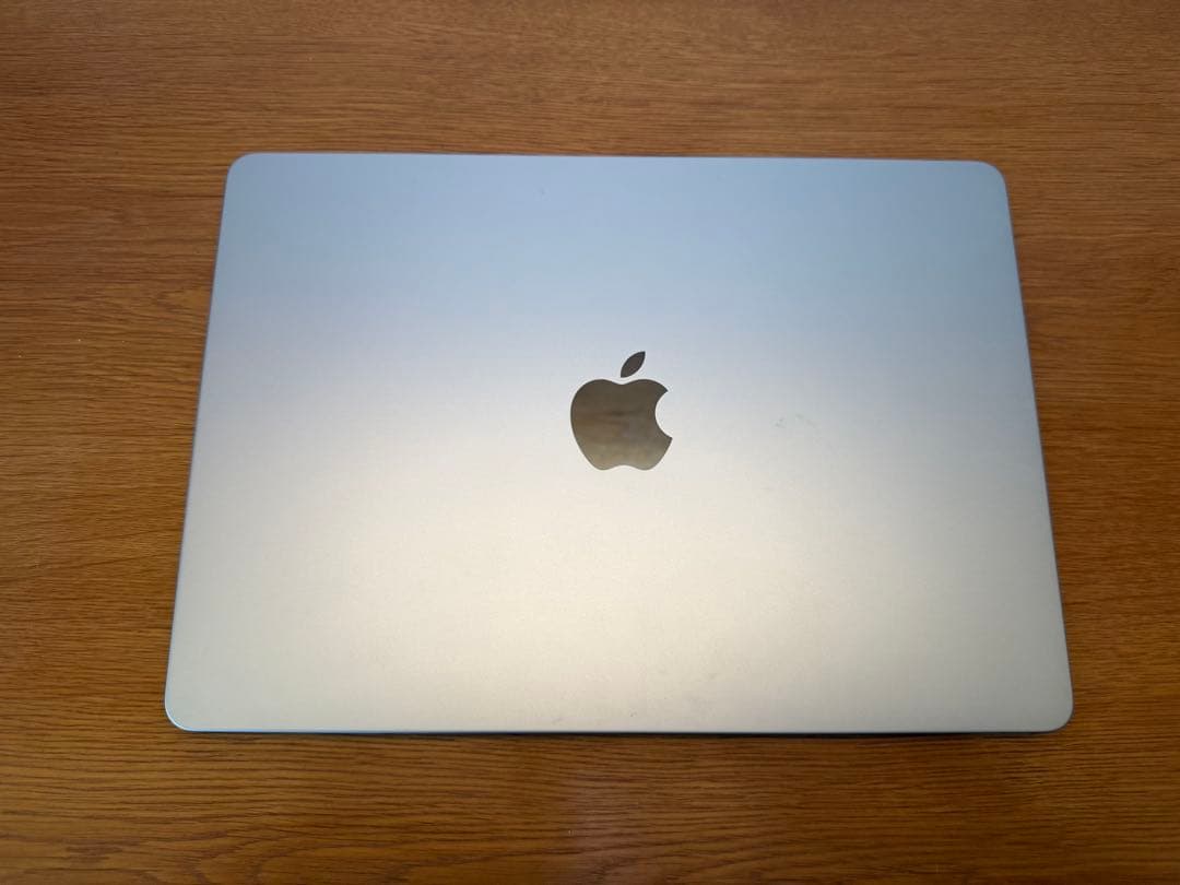 MacBook Air 13インチ M4 2025 32GB / 1TB SSD