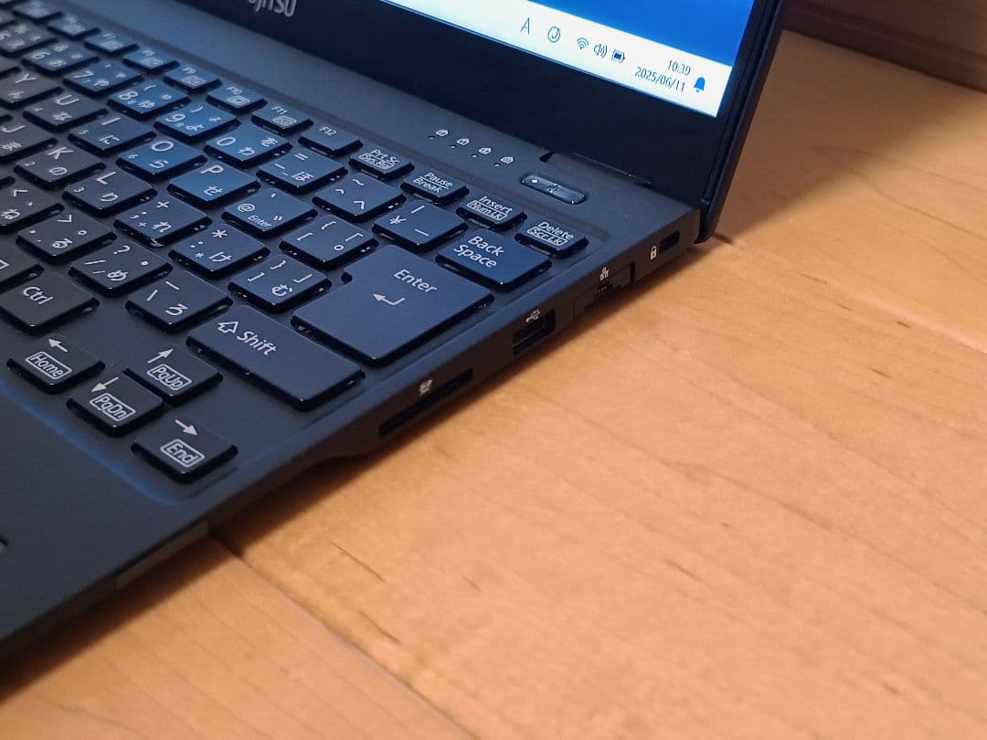 ☆高性能☆ 富士通 LIFEBOOK U939 Core i5 office