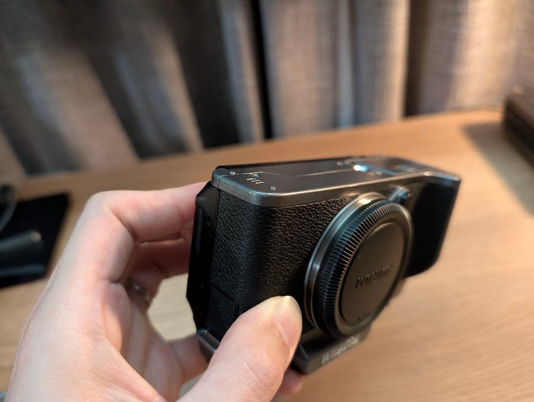 【最終値下げ】FUJIFILM X-T200 一眼レフカメラ（本体のみ）