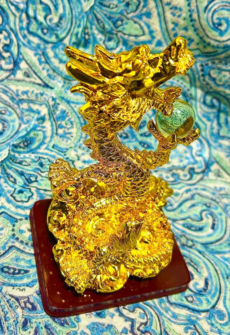 金運爆上げ！運気上昇！昇龍！鍍金製　魂入り　水晶　昇り龍！祈祷済み