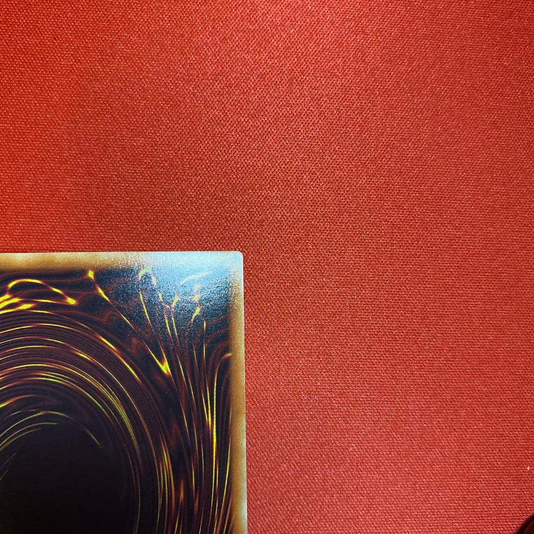 ブラックマジシャンガール ホログラフィックレア