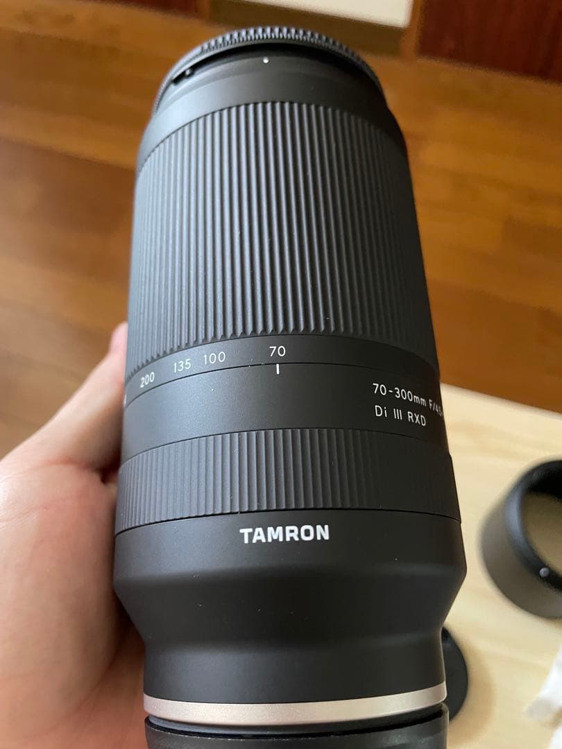 タムロン70-300mm F/4.5-6.3Di III RXDフィルターおまけ