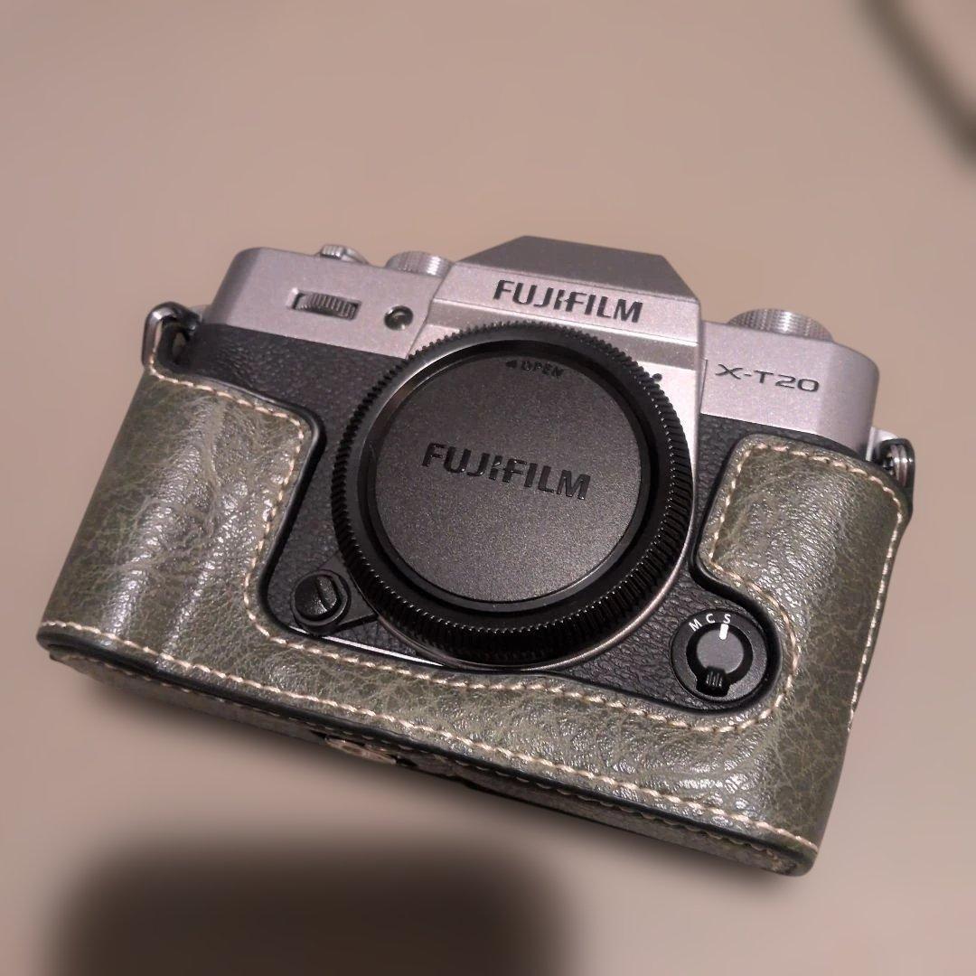 FUJIFILM X-T20 ミラーレスカメラ