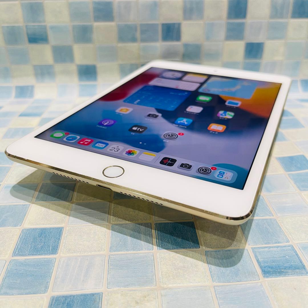 iPad mini 第4世代 本体 16GB Cellular ドコモ ゴールド
