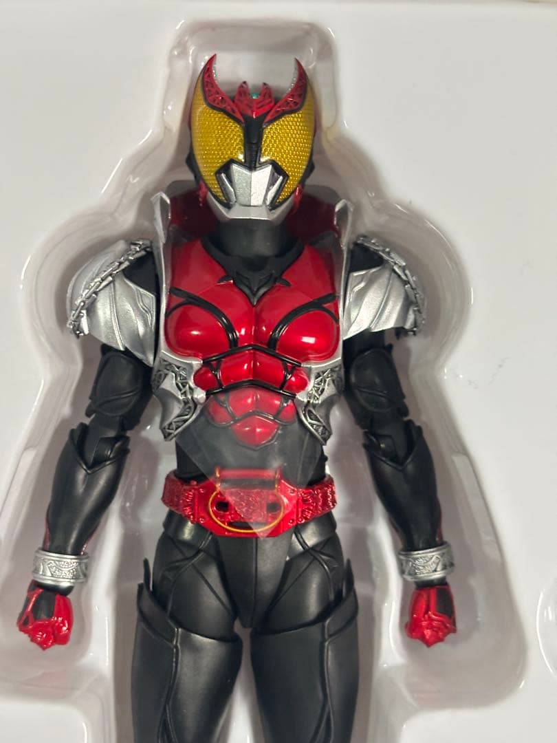 真骨彫 S.H.Figuarts 仮面ライダーキバ フィギュアーツ KIVA