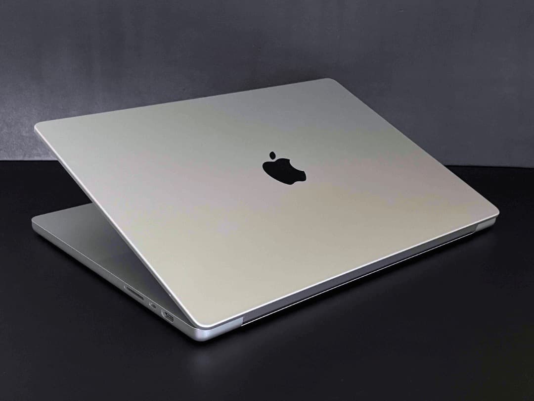 【美品】2023年モデル・M2 Proチップ・MacBook Pro 16インチ