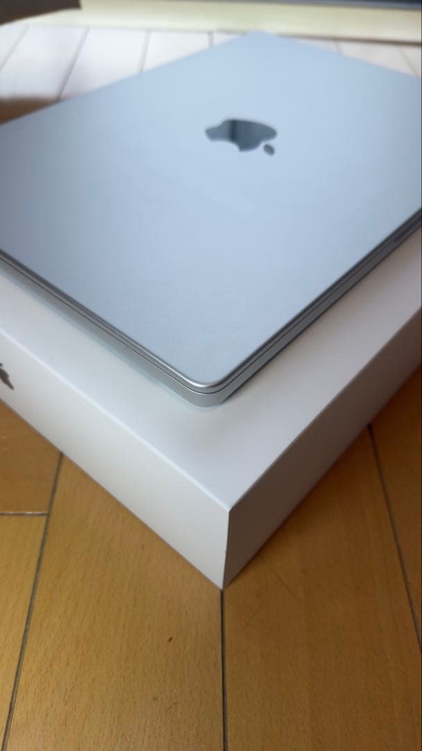 MacBookPro14インチ M4Pro 48GB 1TB シルバー