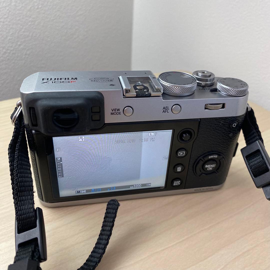 FUJIFILM X100F ジャンク品