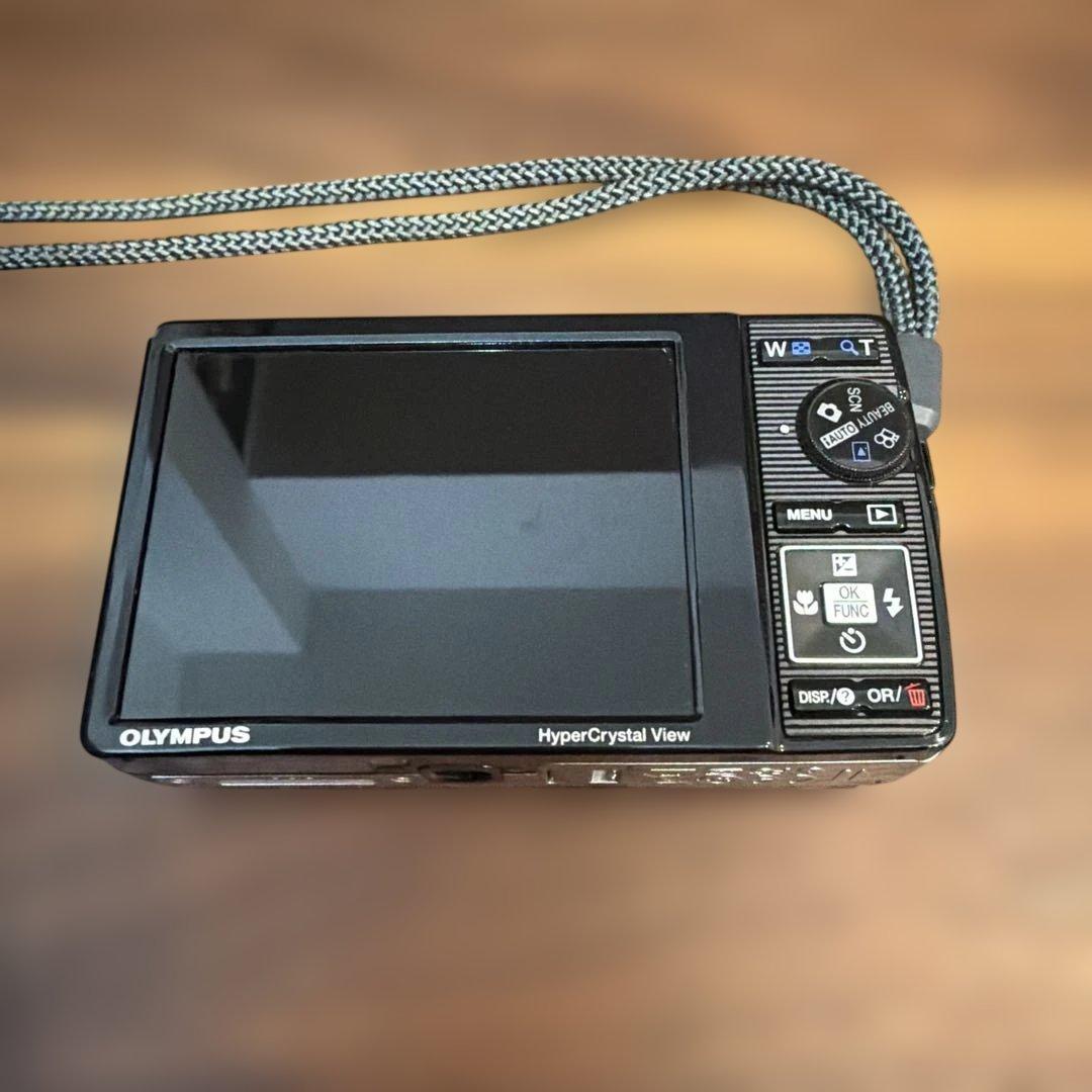 OLYMPUS μ-7020コンパクトデジタルカメラ シルバー