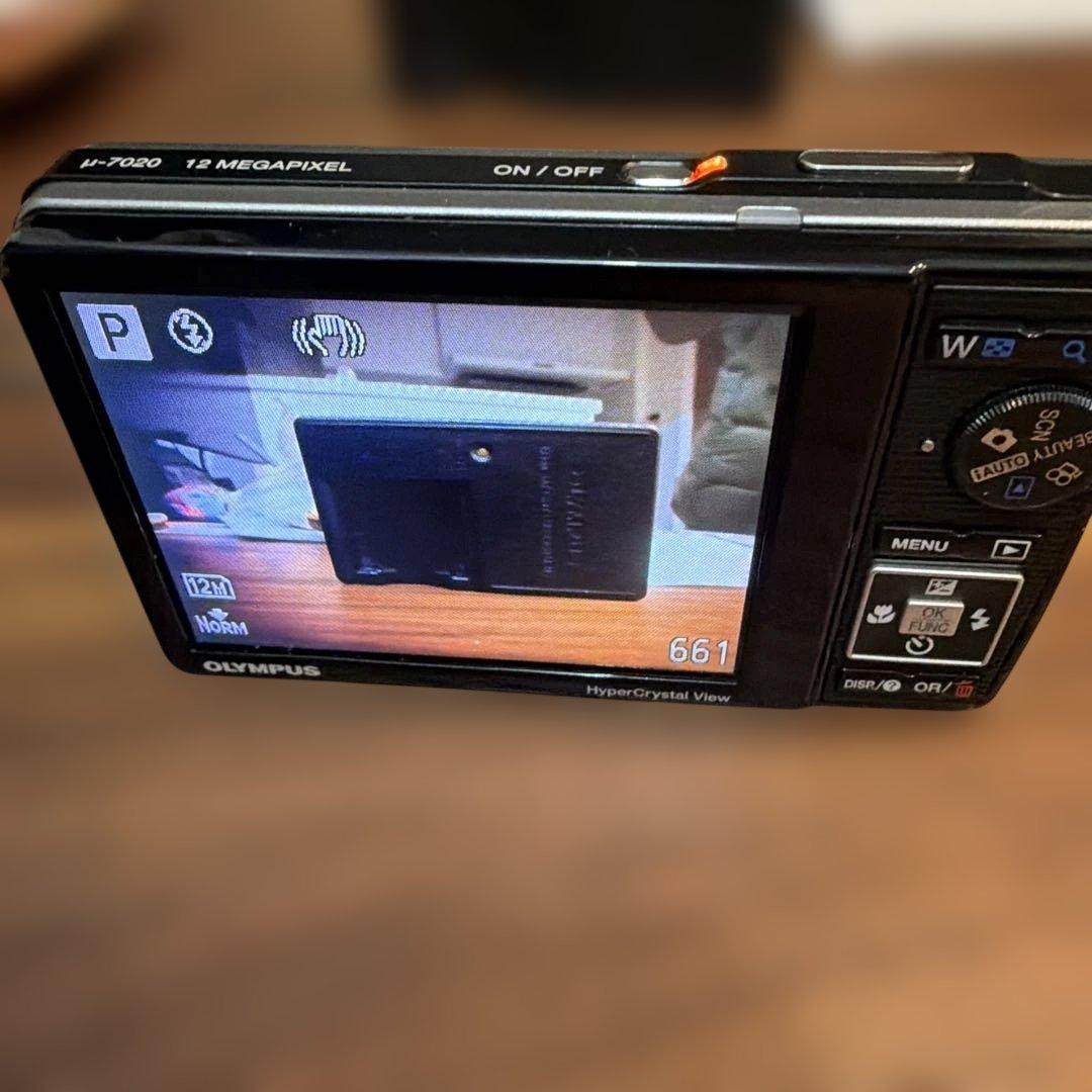 OLYMPUS μ-7020コンパクトデジタルカメラ シルバー