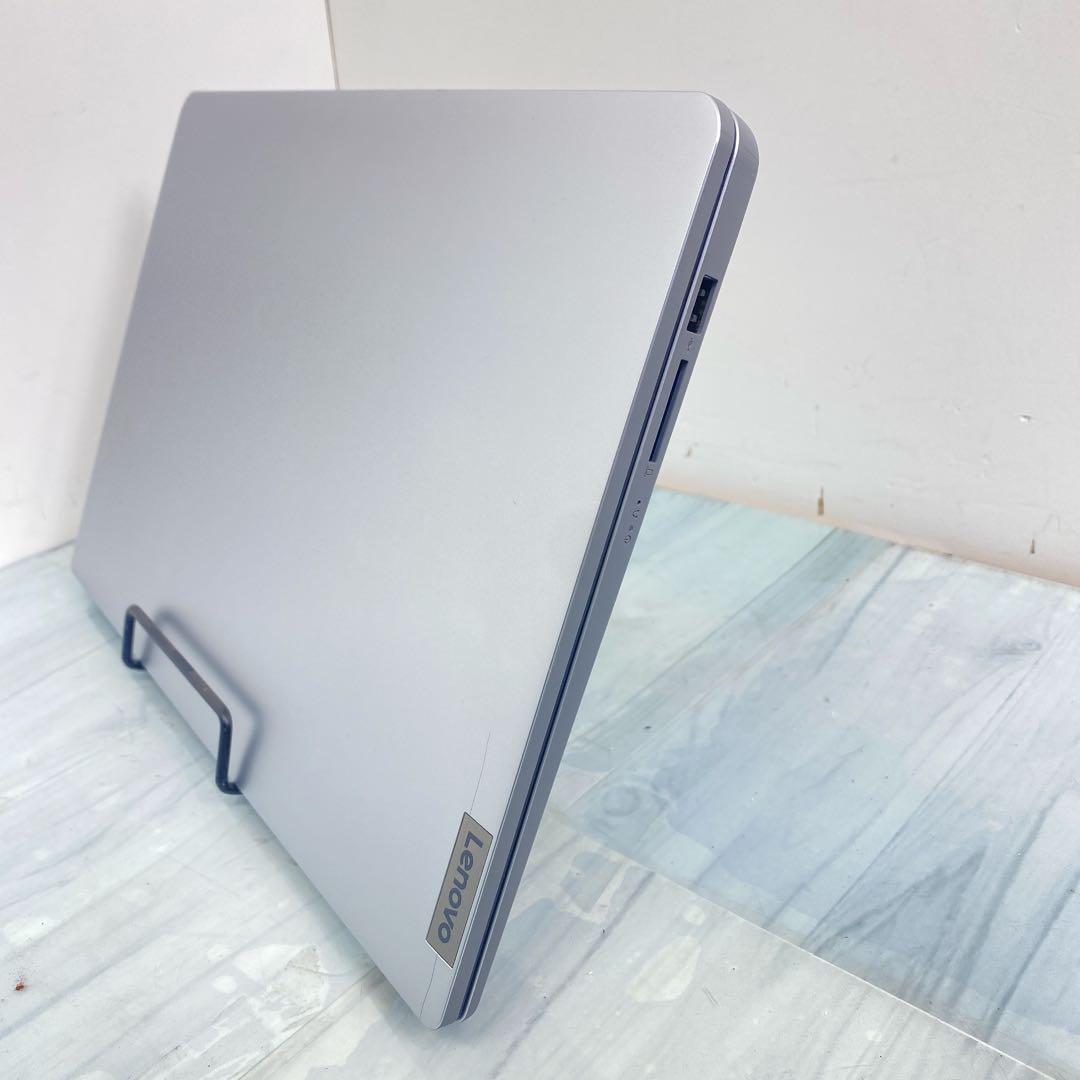 Windowsノート本体 Lenovo IdeaPad 1 15AMN7