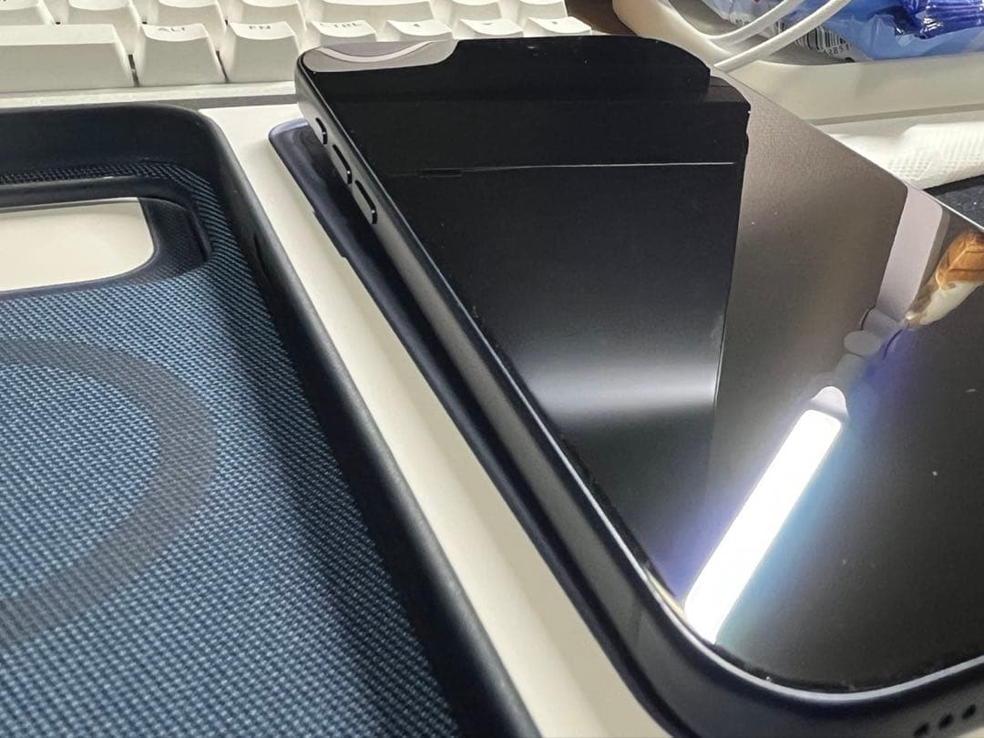 iPhone17ProMax 2TB SIMフリー 純正ケース付