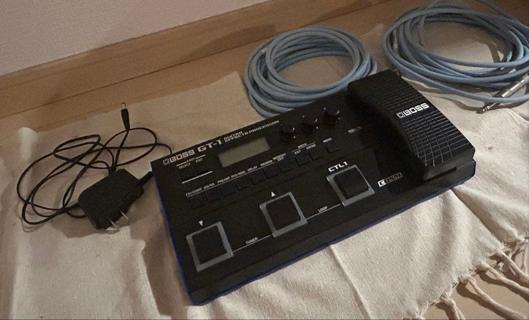 エレキギターセット(ギター、エフェクター、シールド等)