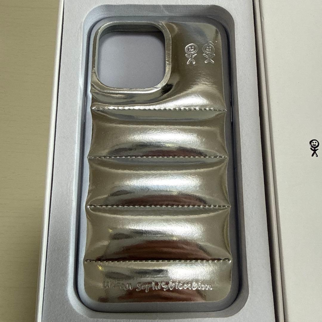 Urban Sophisticationシルバー iPhone16Plus