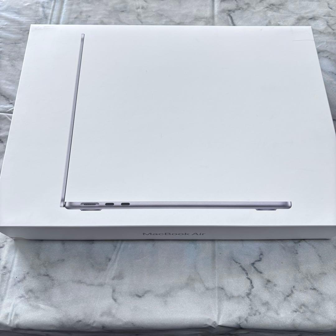 M2 MacBookAir 13インチ 2022 8GB/256GB