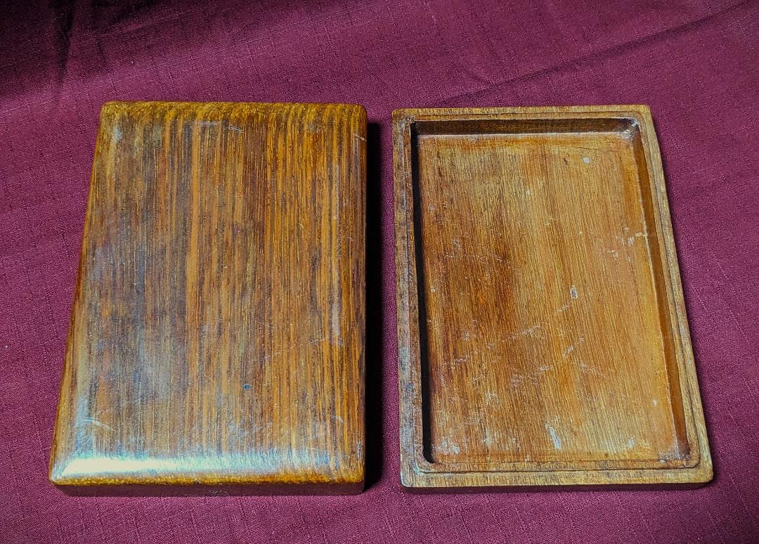 ■硯■蒼灰色に穏かな水波細羅紋▪長方硯▪約6吋▪唐木箱▪歙州硯