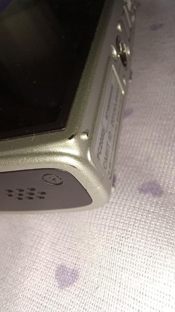 Canon ixy 630 デジタルカメラ　シルバー